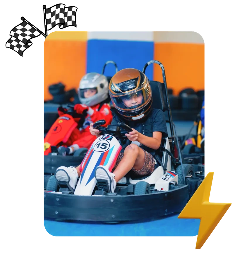 Atividade de excursão escolar com karts elétricos infantis na eKarts BH